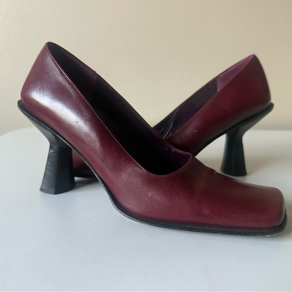 Vintage 90’s Kenneth Cole Red Square Toe Pump Heels 6